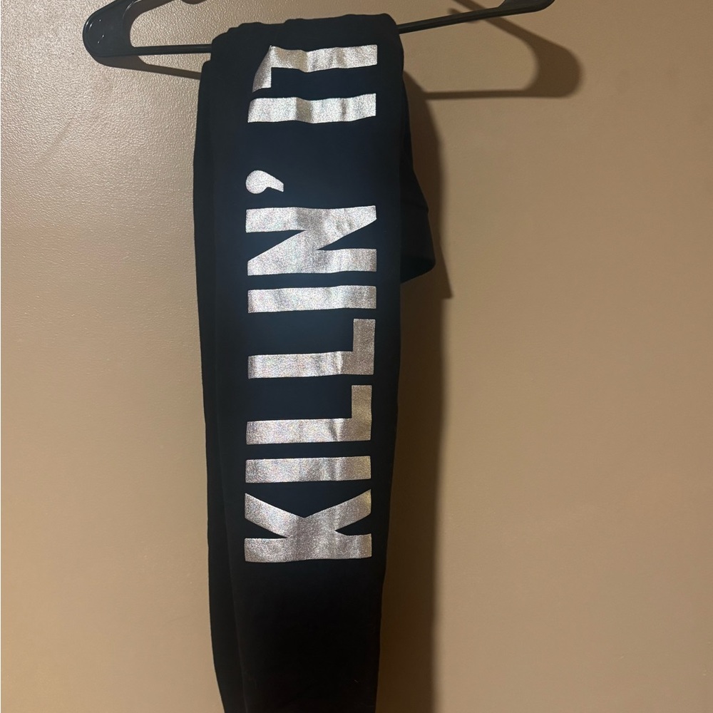 NWOT Size 3 leggings Torrid